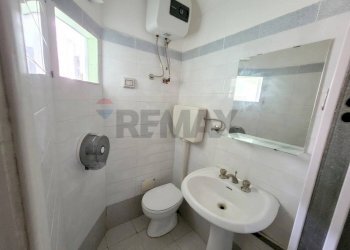 Bagno - Negozio CORSO GIACOMO LEOPARDI
 
12, Cupramontana - foto 10