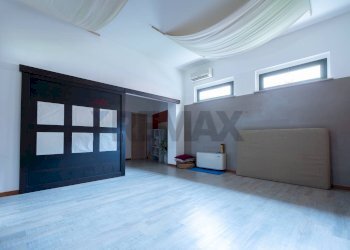 Stanza vuota - Office Via Giuseppe Mazzini
 
12, Jesi - photo 2