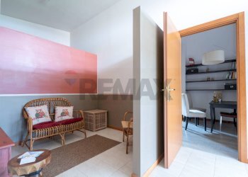 Camera / camera da letto - Office Via Giuseppe Mazzini
 
12, Jesi - photo 4