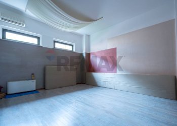 Stanza vuota - Office Via Giuseppe Mazzini
 
12, Jesi - photo 10