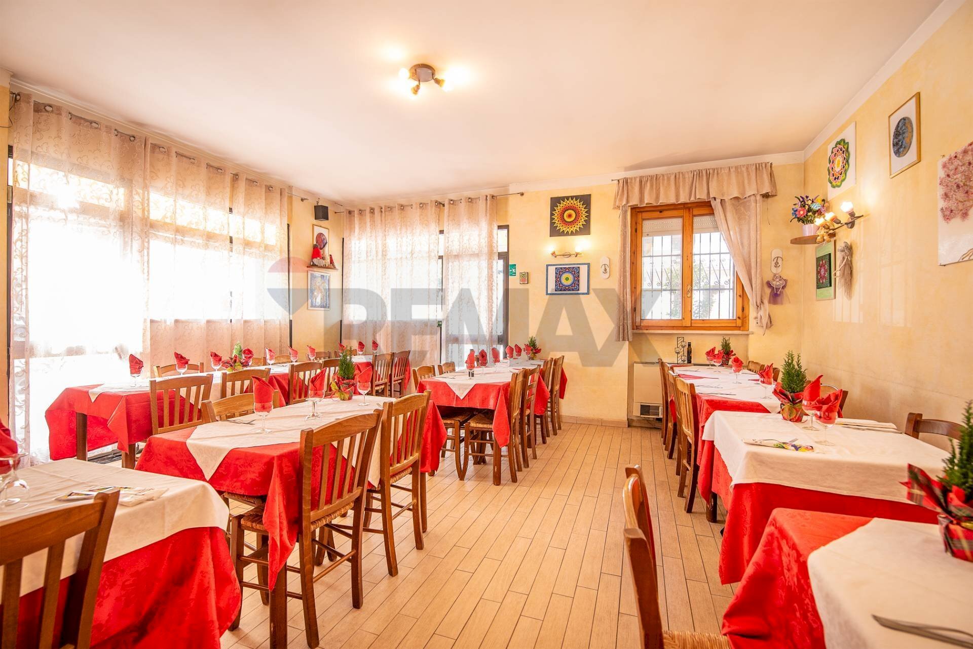 Sala da pranzo - Commercial Premises Viale dello Sport, Castelplanio - photo 3