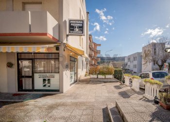 Edificio all\'aperto - Commercial Premises Viale dello Sport, Castelplanio - photo 1