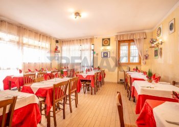 Sala da pranzo - Commercial Premises Viale dello Sport, Castelplanio - photo 3