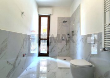 Bagno - Two-room apartment viale campania
 
56, Monza - photo 15