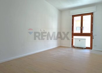 Stanza vuota - Two-room apartment viale campania
 
56, Monza - photo 19