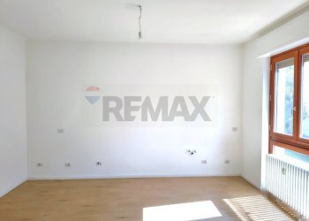 Stanza vuota - Three-room apartment viale Campania
 
56, Monza - photo 11