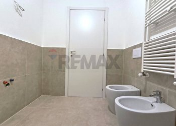 Bagno - Three-room apartment viale Campania
 
56, Monza - photo 29
