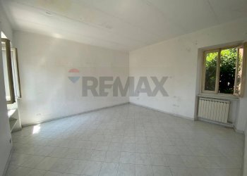 Stanza vuota - Appartamento Via Brioschi Ferrante
 
56, Besana in Brianza - foto 3