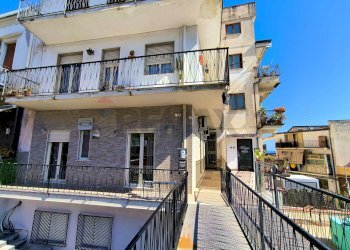 Edificio all\'aperto - Three-room apartment Via Consolare Valeria
12, Giardini-Naxos - photo 22