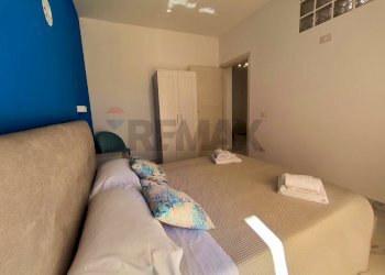 Camera / camera da letto - Two-room apartment Via Consolare Valeria
12, Giardini-Naxos - photo 8