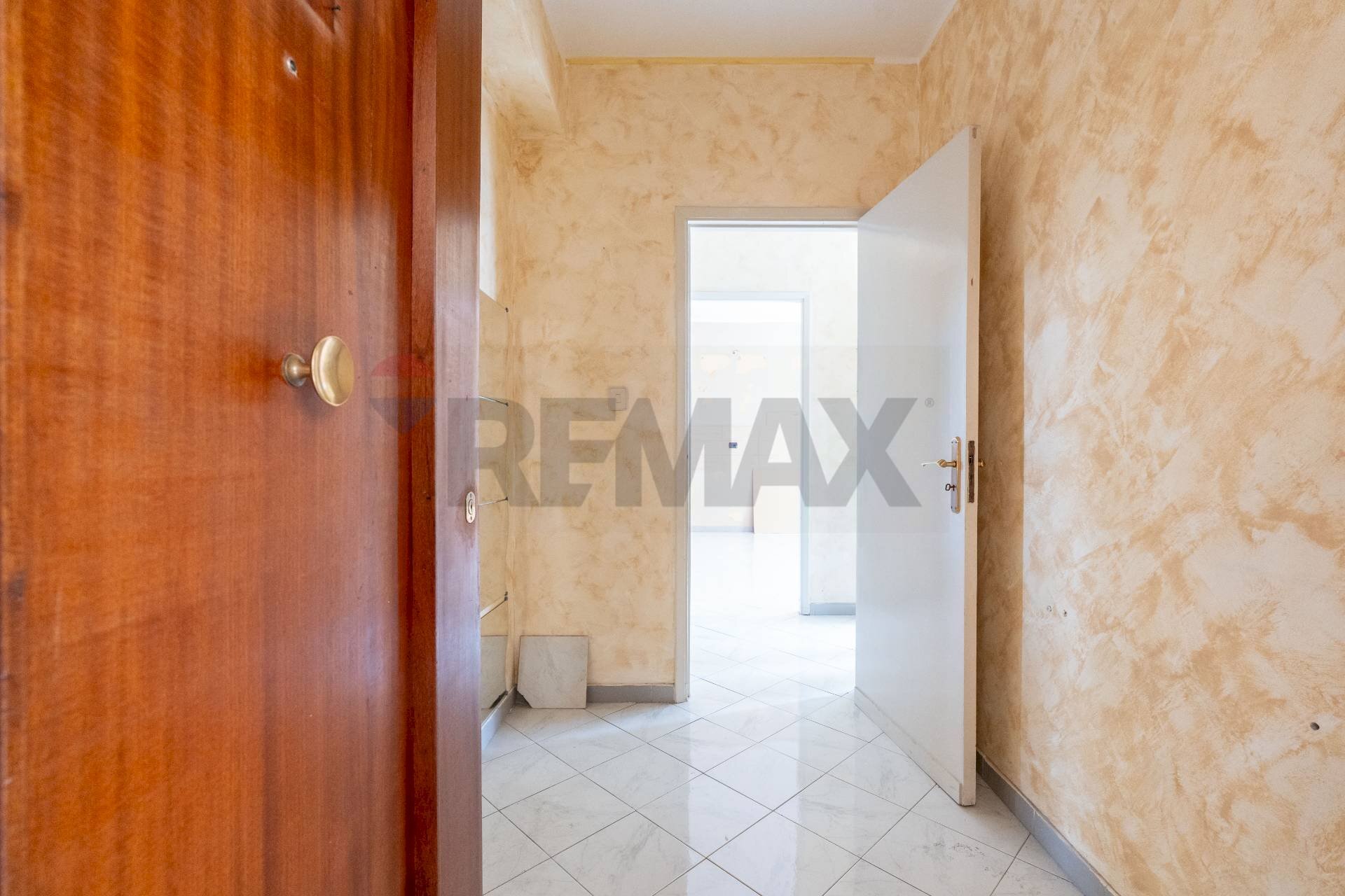 Hall / corridoio - Quadrilocale via acquicella porto
 
27, Catania - foto 2