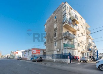 Edificio all\'aperto - Quadrilocale via acquicella porto
 
27, Catania - foto 1