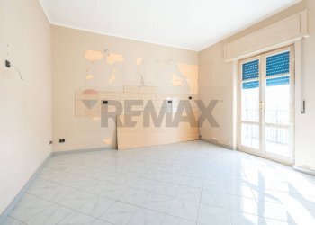 Stanza vuota - Quadrilocale via acquicella porto
 
27, Catania - foto 8