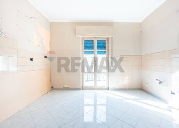 Stanza vuota - Quadrilocale via acquicella porto
 
27, Catania - foto 9