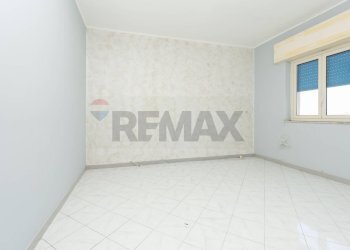 Stanza vuota - Quadrilocale via acquicella porto
 
27, Catania - foto 14