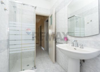 Bagno - Quadrilocale via acquicella porto
 
27, Catania - foto 19