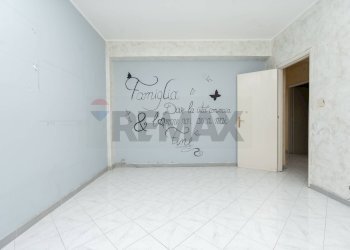 Stanza vuota - Quadrilocale via acquicella porto
 
27, Catania - foto 21