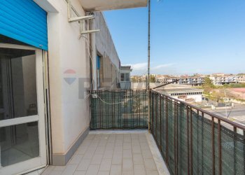 Balcone - Quadrilocale via acquicella porto
 
27, Catania - foto 23