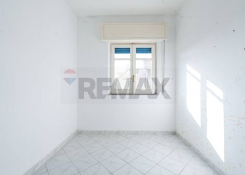 Stanza vuota - Quadrilocale via acquicella porto
 
27, Catania - foto 27