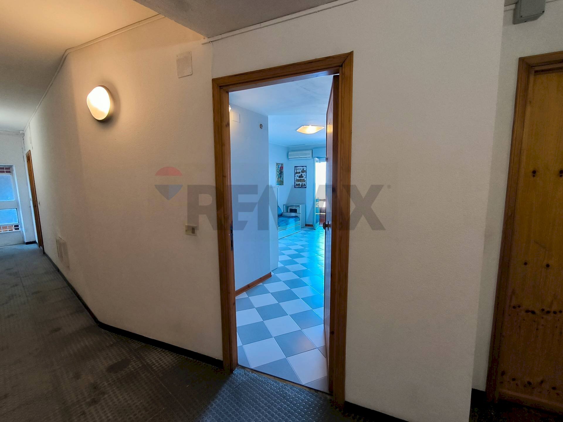 Hall / corridoio - Monolocale Via Pietre nere, Giardini-Naxos - foto 2