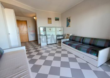 Soggiorno - Monolocale Via Pietre nere, Giardini-Naxos - foto 7