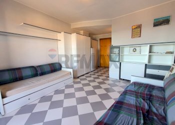 Soggiorno - Monolocale Via Pietre nere, Giardini-Naxos - foto 8