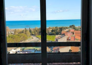 Vista dell\'acqua - Monolocale Via Pietre nere, Giardini-Naxos - foto 9