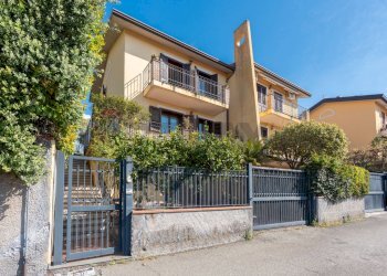 Casa all\'aperto - Casa semi indipendente Via Enrico Berlinguer
 
5, Trecastagni - foto 1