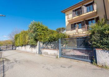 Casa all\'aperto - Casa semi indipendente Via Enrico Berlinguer
 
5, Trecastagni - foto 2