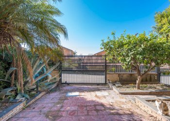 Terrazza - Casa semi indipendente Via Enrico Berlinguer
 
5, Trecastagni - foto 3