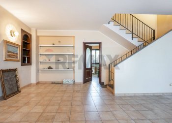 Stanza vuota - Casa semi indipendente Via Enrico Berlinguer
 
5, Trecastagni - foto 19