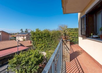Balcone - Casa semi indipendente Via Enrico Berlinguer
 
5, Trecastagni - foto 20