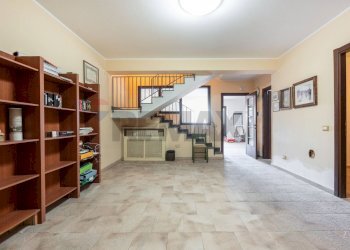 Scale - Casa semi indipendente Via Enrico Berlinguer
 
5, Trecastagni - foto 46