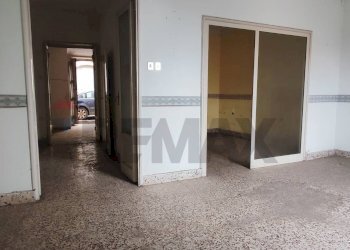 Stanza vuota - Trilocale VIA D'ANTONA
 
27, Caltagirone - foto 6