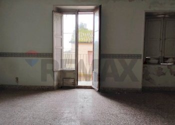 Stanza vuota - Trilocale VIA D'ANTONA
 
27, Caltagirone - foto 7