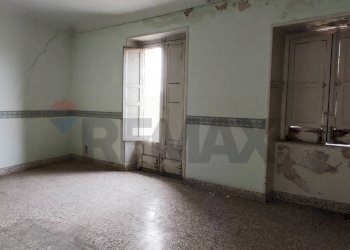 Stanza vuota - Trilocale VIA D'ANTONA
 
27, Caltagirone - foto 12