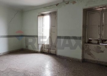 Stanza vuota - Trilocale VIA D'ANTONA
 
27, Caltagirone - foto 13