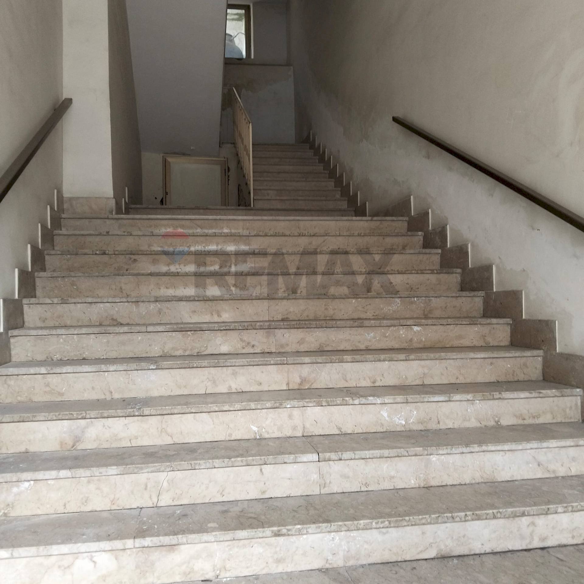 Scale - Quadrilocale Via Ernesto Vassallo
 
18, Caltanissetta - foto 2