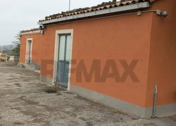 Casa all\'aperto - Villa SS 284, Bronte - foto 5