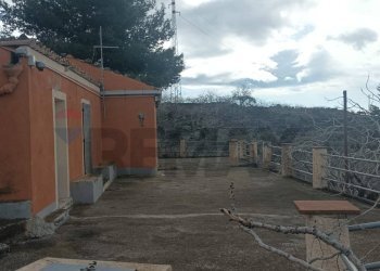 Edificio all\'aperto - Villa SS 284, Bronte - foto 9