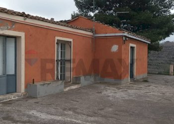 Casa all\'aperto - Villa SS 284, Bronte - foto 10