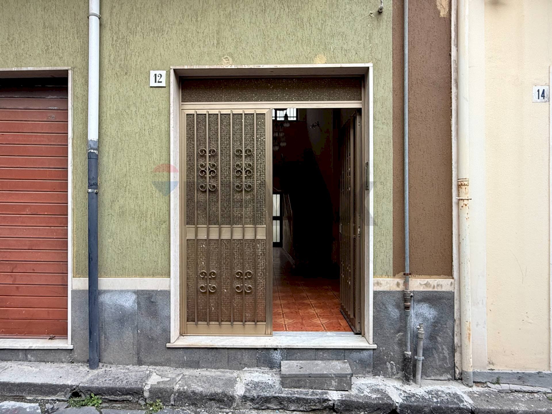 Edificio all\'aperto - Casa indipendente via lella
12, Giarre - foto 3