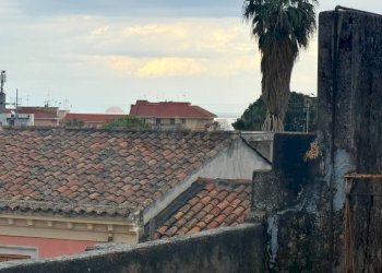 Edificio all\'aperto - Independent house via lella
 
12, Giarre - photo 17