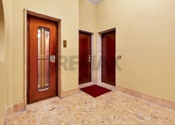 Hall / corridoio - Bilocale Via Mauro Macchi
 
65, Milano - foto 14