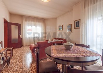 Sala da pranzo - Villa Via Leonardi Accordi
35, Castellucchio - photo 7