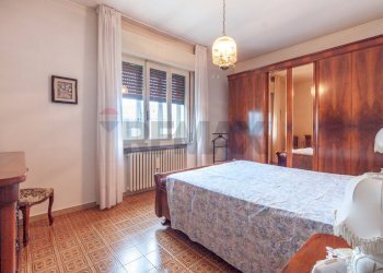 Camera / camera da letto - Villa Via Leonardi Accordi
35, Castellucchio - photo 27