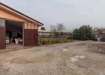 Terrazza - Villa Via Leonardi Accordi
35, Castellucchio - photo 38