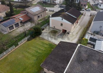 Edificio all\'aperto - Villa Via Leonardi Accordi
35, Castellucchio - photo 45