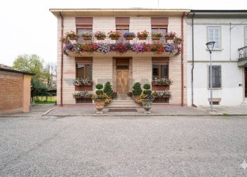 Casa all\'aperto - Villa a Schiera Via Gherli
 
4, Guastalla - foto 1