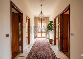 Hall / corridoio - Villa a Schiera Via Gherli
 
4, Guastalla - foto 9